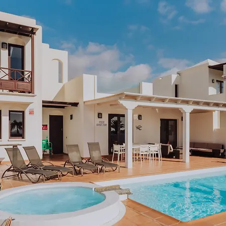 Sunset Faro Deluxe & Pool וילה פלאיה בלנקה