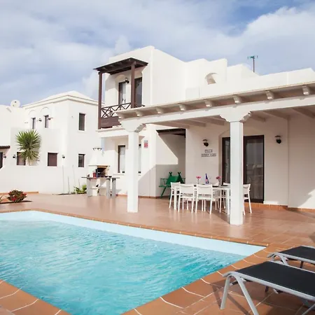 וילה Sunset Faro Deluxe & Pool
