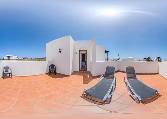 Sunset Faro Deluxe & Pool