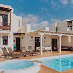 Sunset Faro Deluxe & Pool Villa Playa Blanca (Lanzarote)
