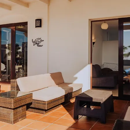 Sunset Faro Deluxe & Pool فيلة