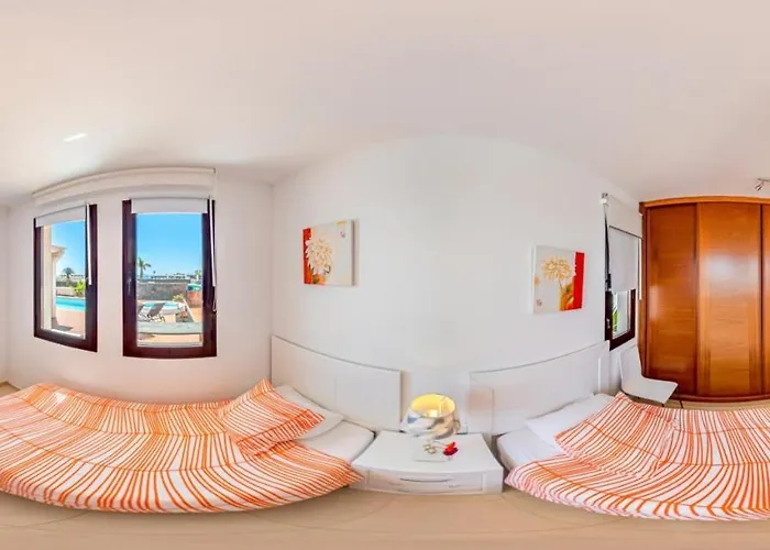 Sunset Faro Deluxe&spa Pool Villa *