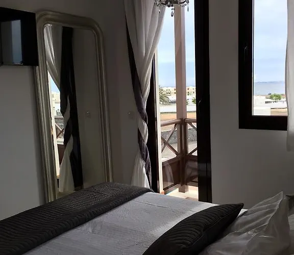 Sunset Faro Deluxe&spa Pool Villa *